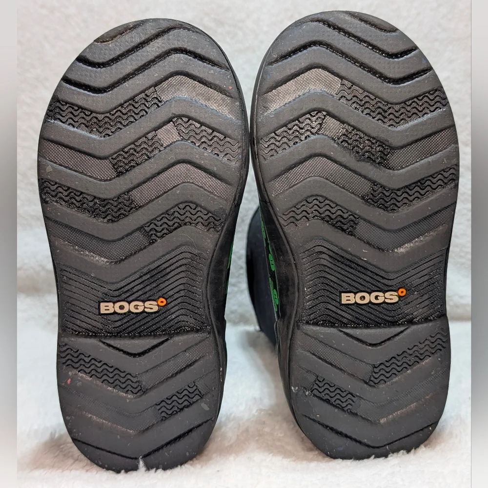 Bogs Kids Sz 13 Classic II Handle 4H Neoprene Rain Snow Boots Clover Black Green